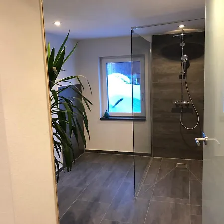Ferienhaus Traumauszeit 클링겐터